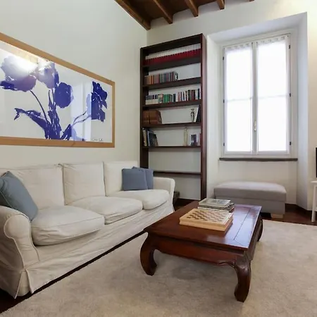 Hacca Collection - Corso Magenta, Unique And Charming 2br Apartment Mailand