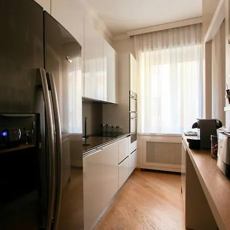 Hacca Collection 3-br Oasis In Porta Venezia Milan