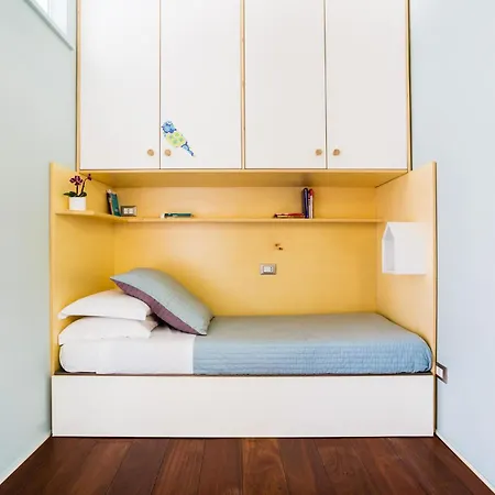 Апартаменты Stellar Design 2br Loft Next To Navigli & Duomo *