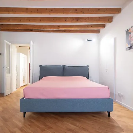 Milano Suite Home 아파트 *