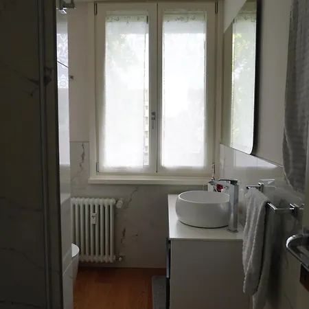 Homestay Rainbow Room Milano - Men Only