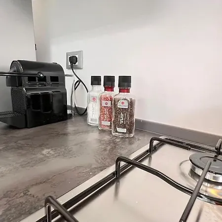 Urban House - Modern Flat Navigli Center Apartamento Milão