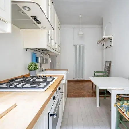 In Porta Venezia Duomo Апартаменты *