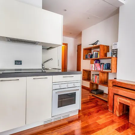 Brand New Centrale Via Soperga- 2pax- Wifi Apartment Milan