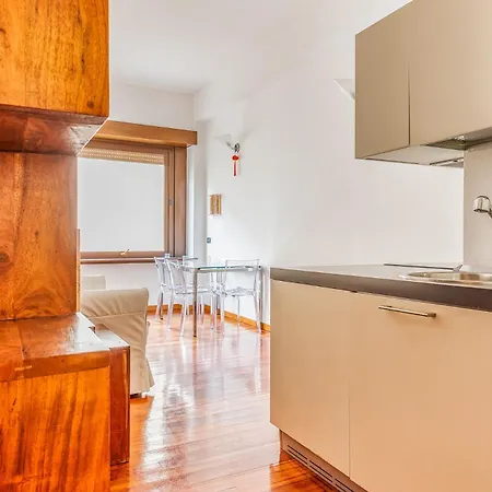 Brand New Centrale Via Soperga- 2pax- Wifi * Milan