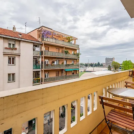 Apartment Comfortable One Bedroom 3 Pax Wifi Mailand