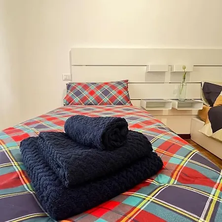 Apartment New And Elegant On The Navigli Netflix E