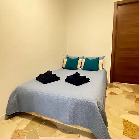 New And Elegant On The Navigli Netflix E *