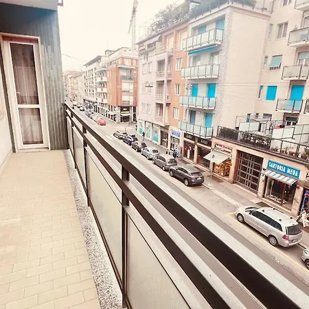 New And Elegant On The Navigli Netflix E