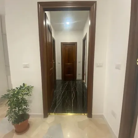 New And Elegant On The Navigli Netflix E