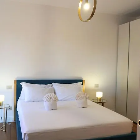 Apartment Elegante In Porta Venezia A Milan