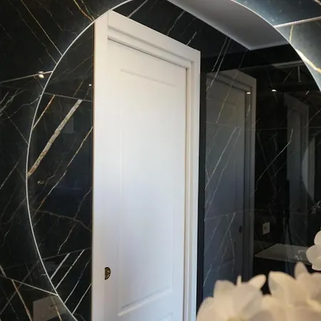 Apartment Elegante In Porta Venezia A Milan