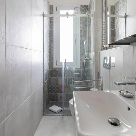 Italianway - Lorenteggio 30 * Milano