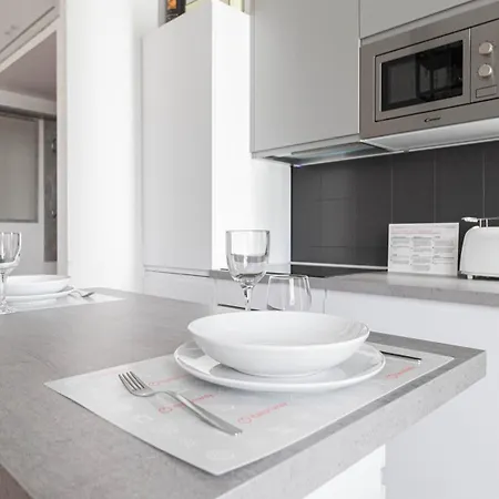 Italianway - Lorenteggio 30 Daire *