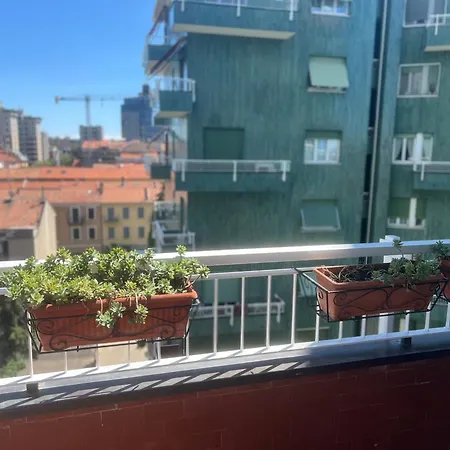 Happy House * Milano