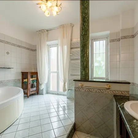 Apartment Emerald House Milan