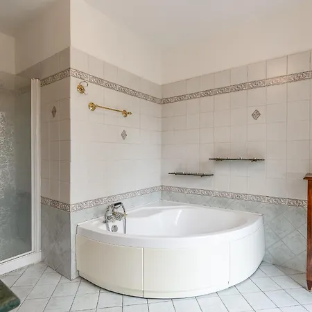 Emerald House Appartamento *