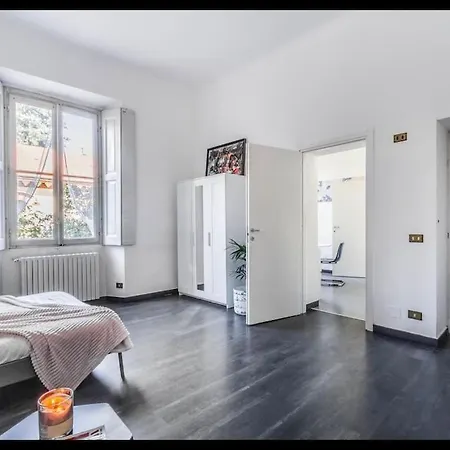 Green Quiet In The City Center *