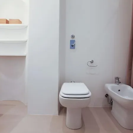 Hacca Collection - Brera & Fashion District - Bright 2br Apartment