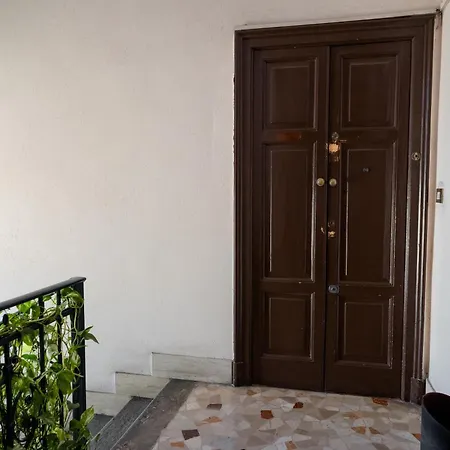 Romolo Space - Navigli Apartament