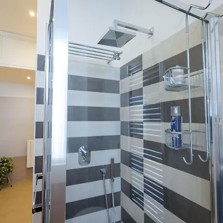 Apartament Romolo Space - Navigli Mediolan
