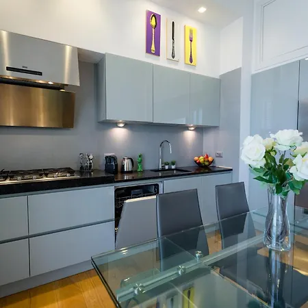 Apartament Romolo Space - Navigli Mediolan
