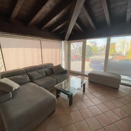 Rooftop Terrace - Elegante Attico Con Idromassaggio Mailand