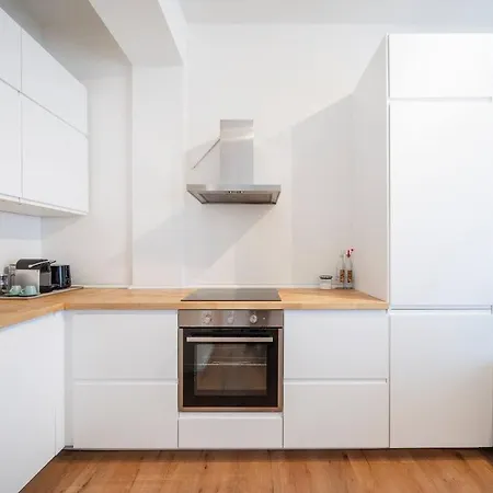 Quadrilocale Metro5 Istria 3 Bedrooms Milão