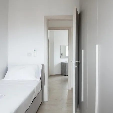 Dehomes - Porta Genova Luxury Apartmán