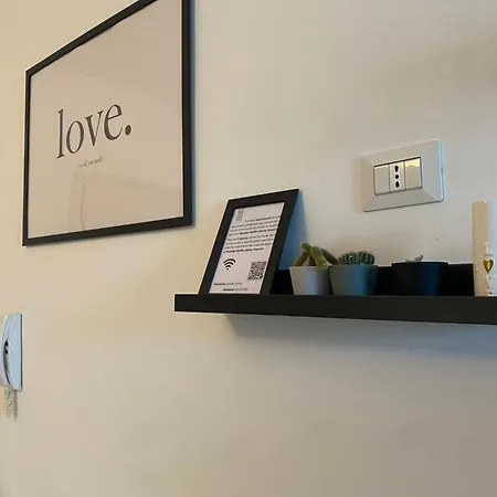 Casa Della Famiglia 10 Minuti Da Duomo Di E San Siro