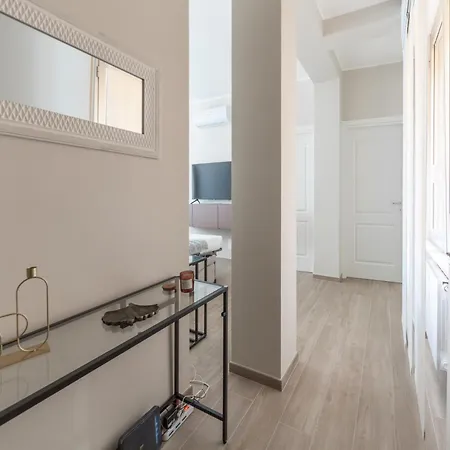 아파트 The Best Rent - Bright Two-bedroom In Porta Romana