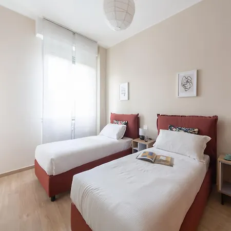 The Best Rent - Bright Two-bedroom In Porta Romana *