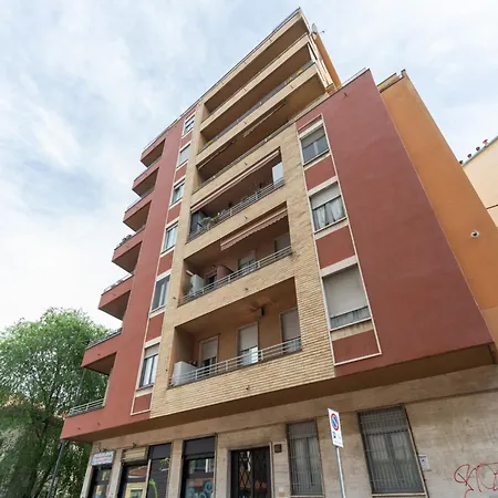 The Best Rent - Bright Two-bedroom In Porta Romana 아파트