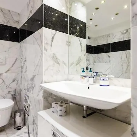 Casa Delle 5 Giornate Di *