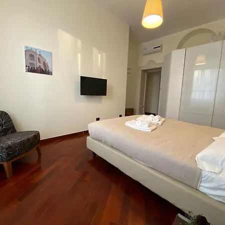 アパート Casa Delle 5 Giornate Di ミラノ