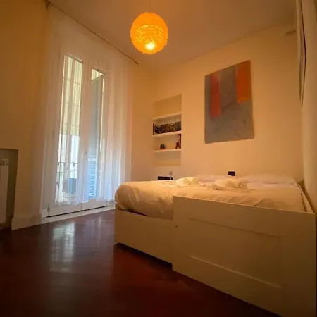 Casa Delle 5 Giornate Di アパート