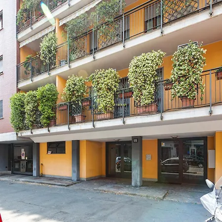 Cosy With Balcony & Private Garage Apartamento *