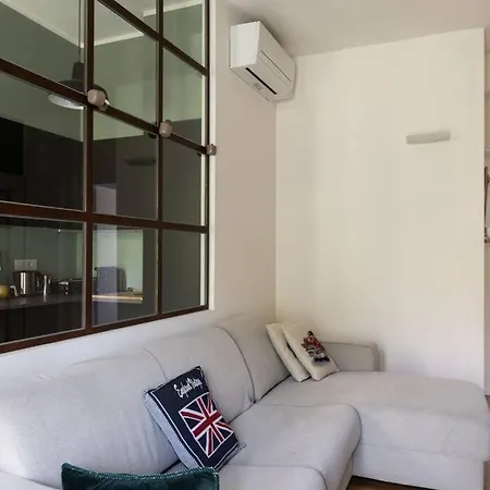 Youhosty - Marostica19 * מילאנו