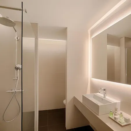 Nh Collection Touring 4* Mediolan