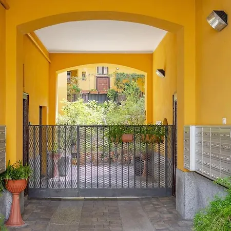 Urban House - Charming Navigli Center Mailand