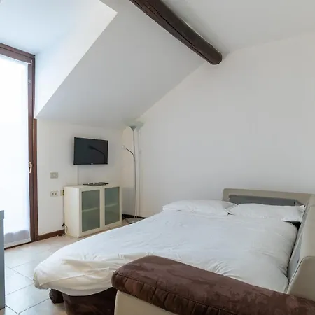 Accomodo Mit59 Trivano Citylife Milán