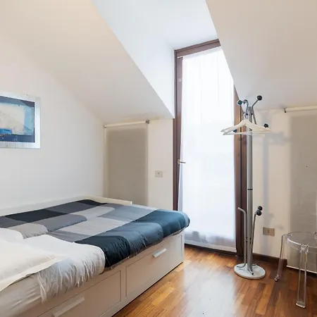 Accomodo Mit59 Trivano Citylife Апартаменты *