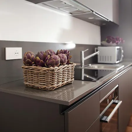 Secret Courts Centre-outdoor Space *