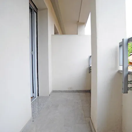 San Giusto Apartman *