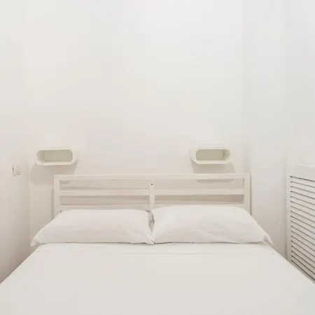 Appartement New! Lovely & Friendly In Center B Milaan