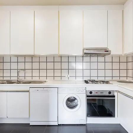 Piazza Tricolore - Metro Blu Duomo A 10 Min