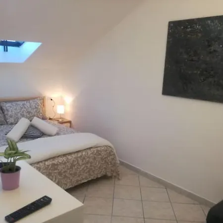 Bilocale Mansardato Zona Corso Buenos Aires Mm1-mm2 Lippi 2 Appartamento *
