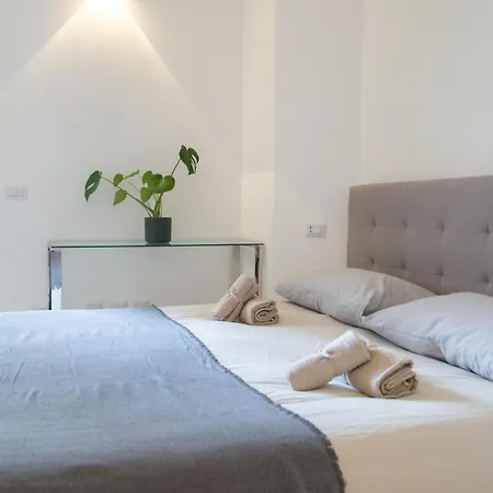 Pindemonte 2_bilo Lägenhet Milano