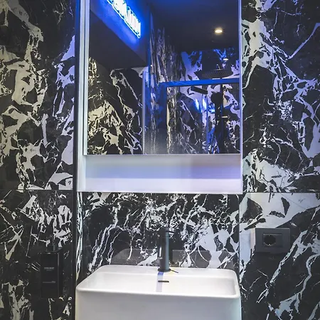 Wownavigli Apartment-sofa Bed Metro M4 Tram 2 * Milan