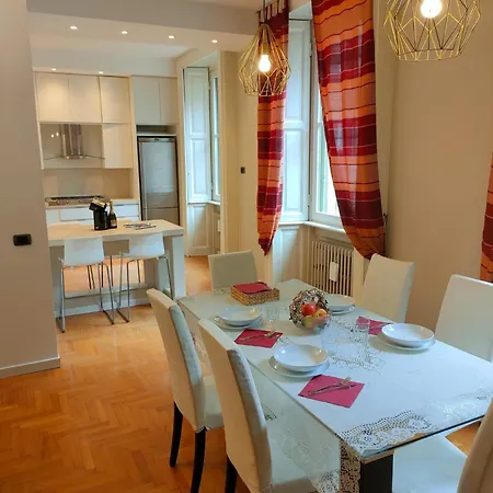 Esclusive & Elegant Loft, Duomo 10 Minutes * Milan